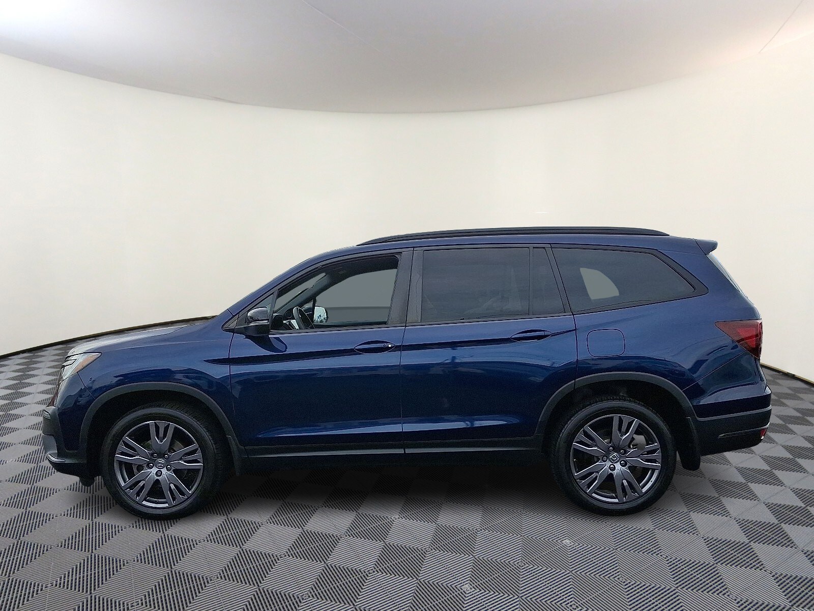 2022 Honda Pilot Sport photo 2