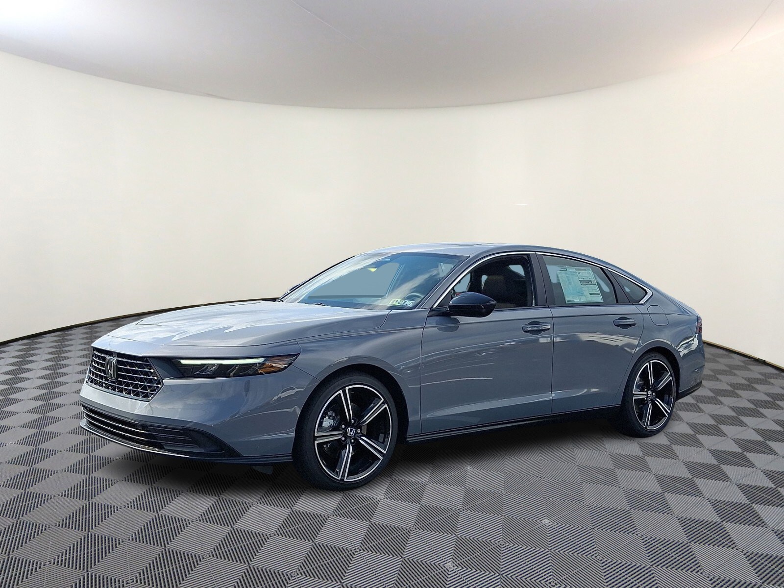 2025 Honda Accord Hybrid Sport photo 2