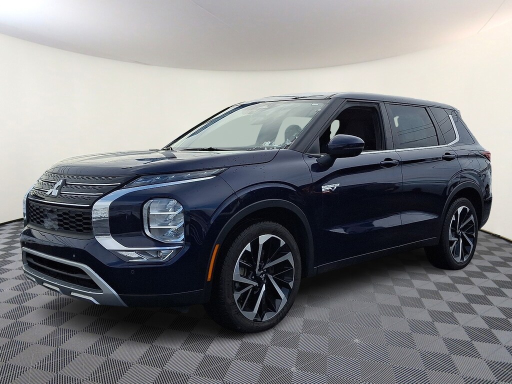 Used 2023 Mitsubishi Outlander Phev SE S-AWC Sport Utility