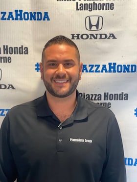 Staff member Dominic Onorato from ID_bf0d9fb319e2