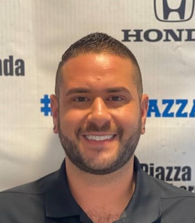 Staff member Dominic Onorato from ID_bf0d9fb319e2
