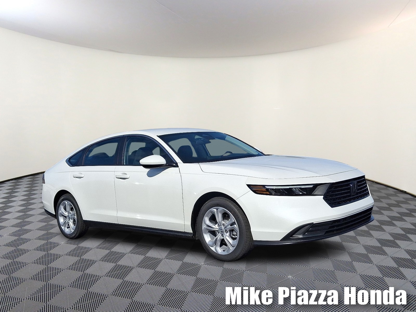 2025 Honda Accord LX's photo