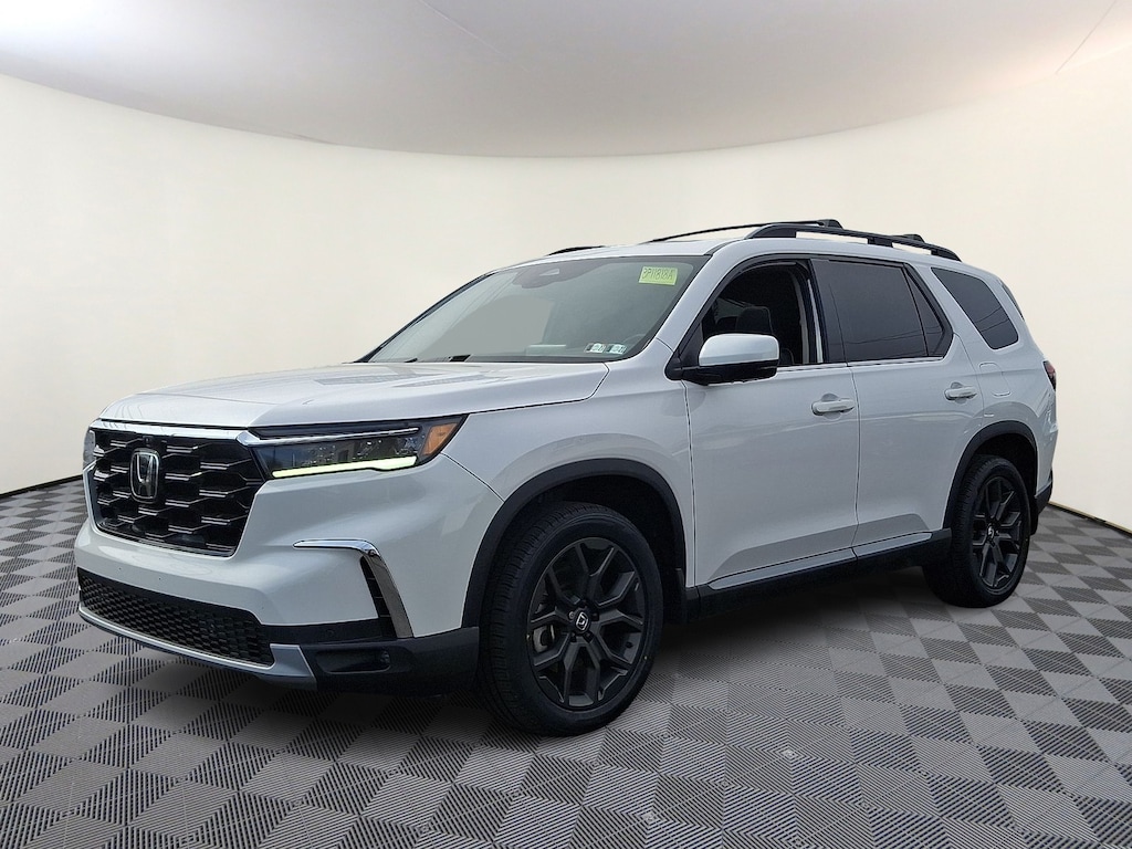 Used 2023 Honda Pilot AWD Elite Sport Utility