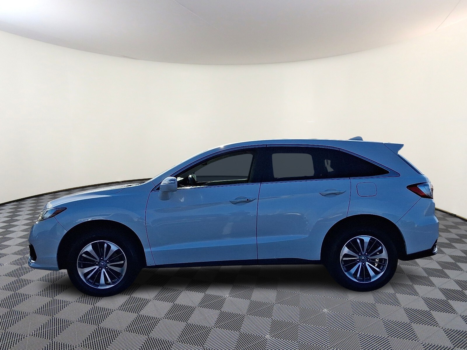 2016 Acura RDX Base Advance photo 2