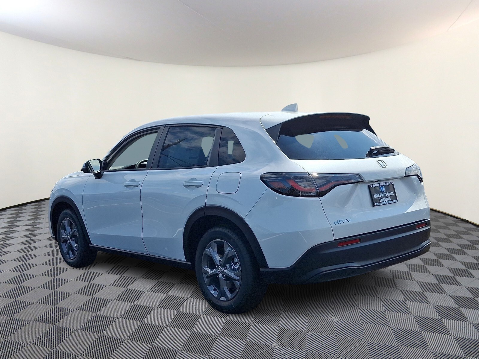 2026 Honda HR-V LX photo 3