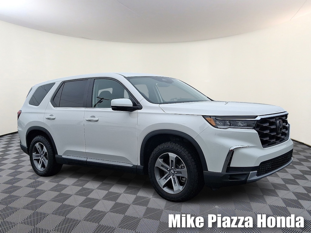 Certified 2025 Honda Pilot EX-L Sport Utility