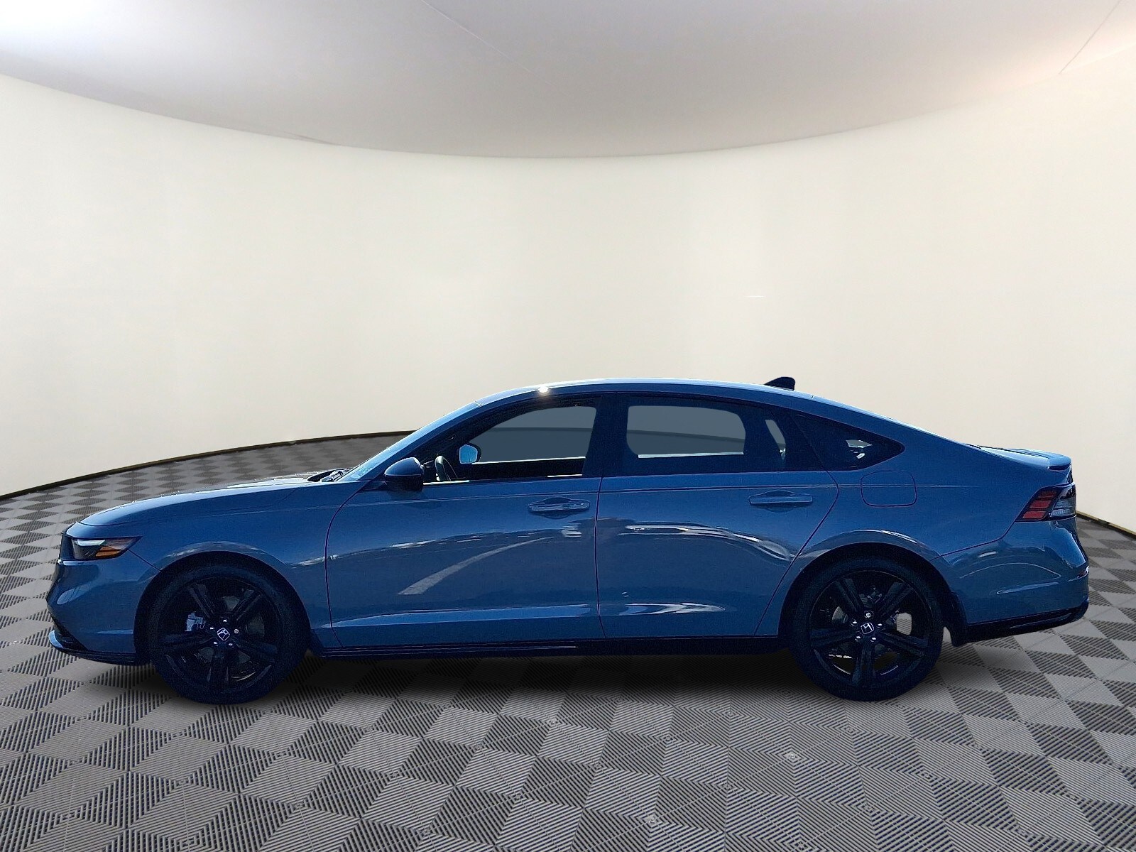 2025 Honda Accord Hybrid Sport-L photo 4