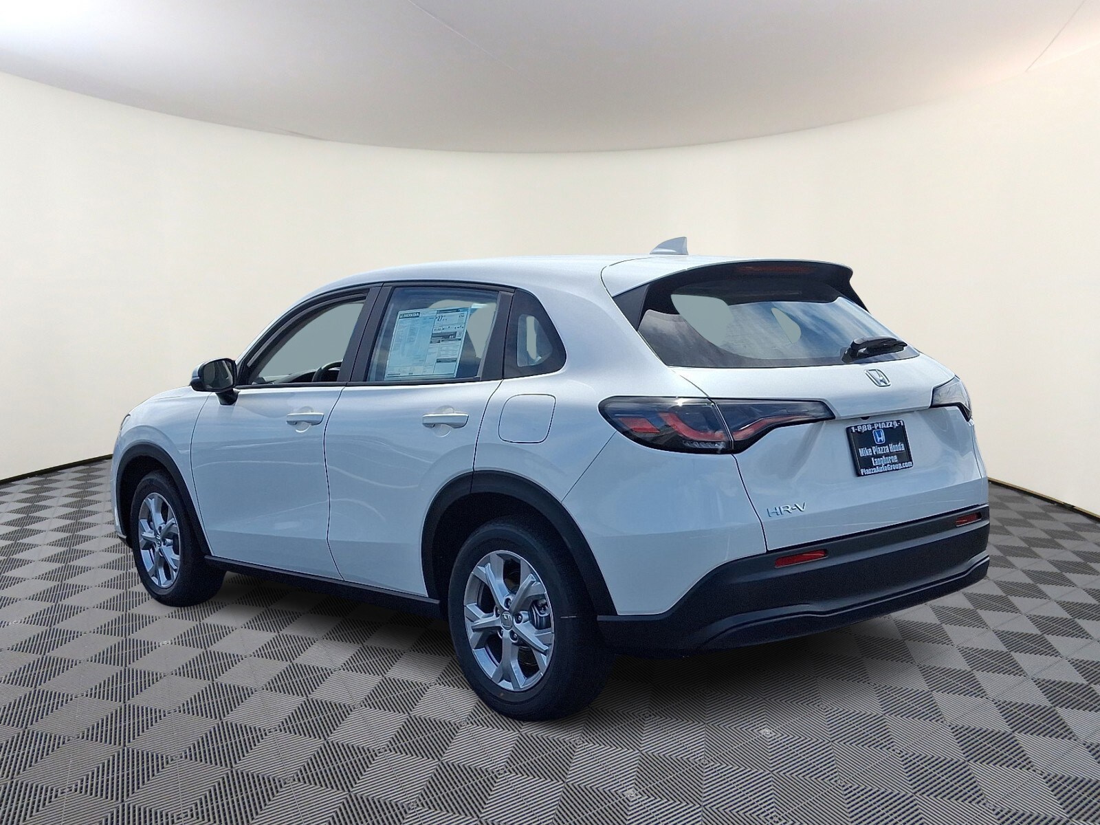 2025 Honda HR-V LX photo 3