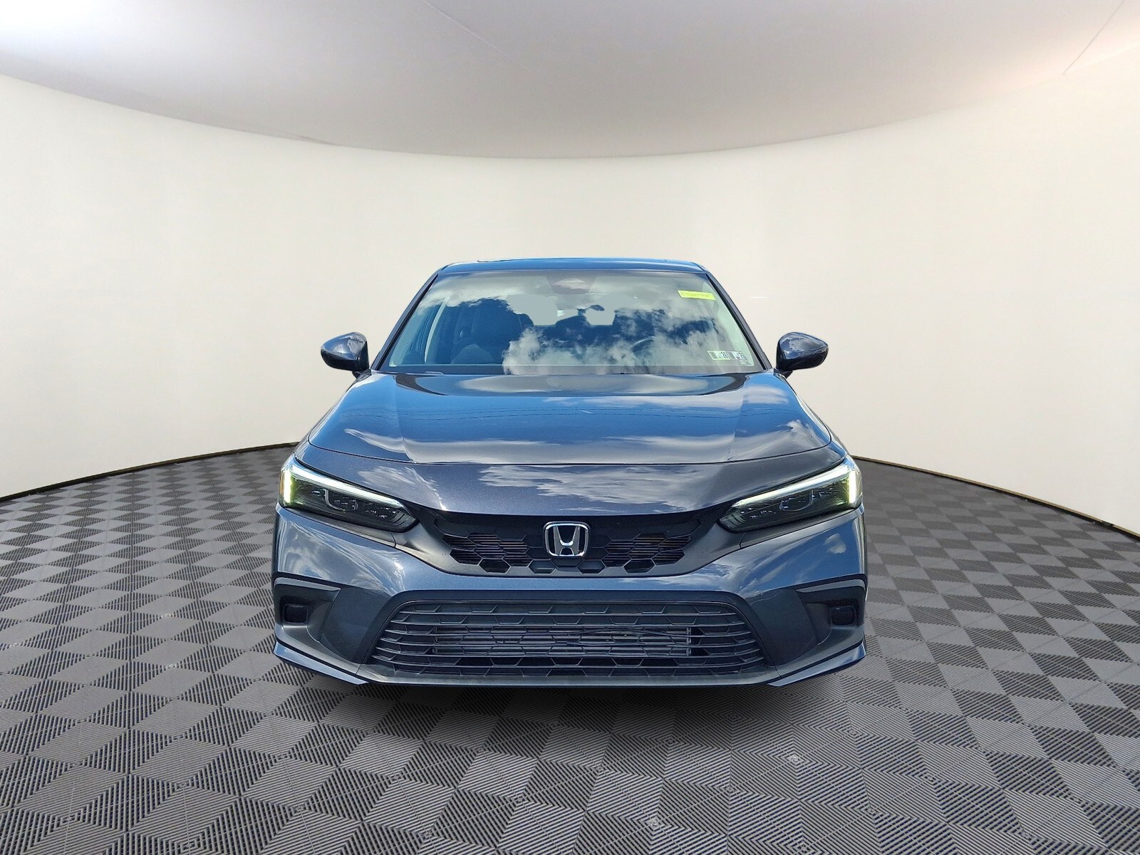 2022 Honda Civic EX-L Hatchback photo 2