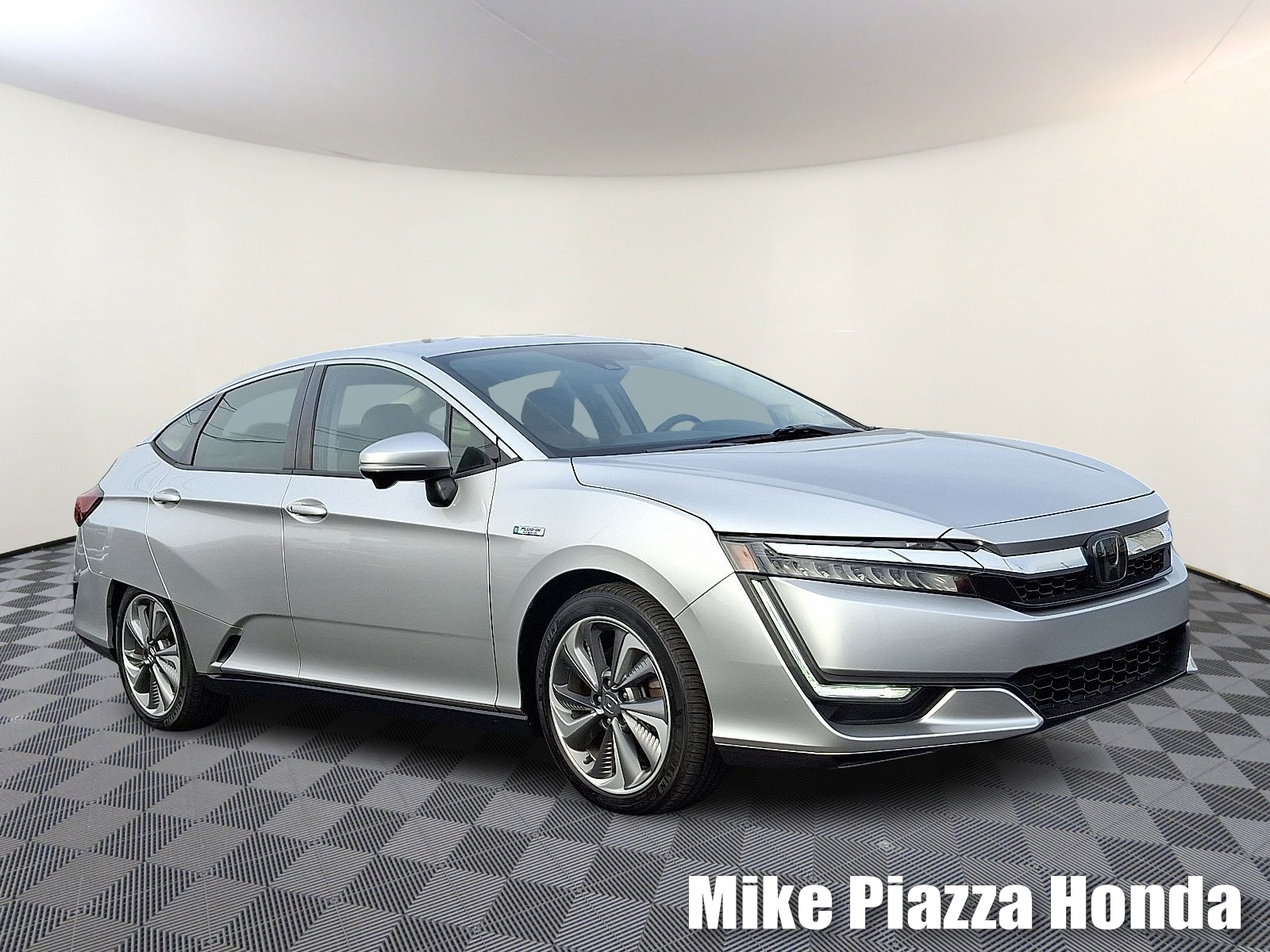 2018 Honda Clarity Touring's photo