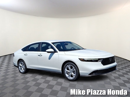 2025 Honda Accord LX Sedan