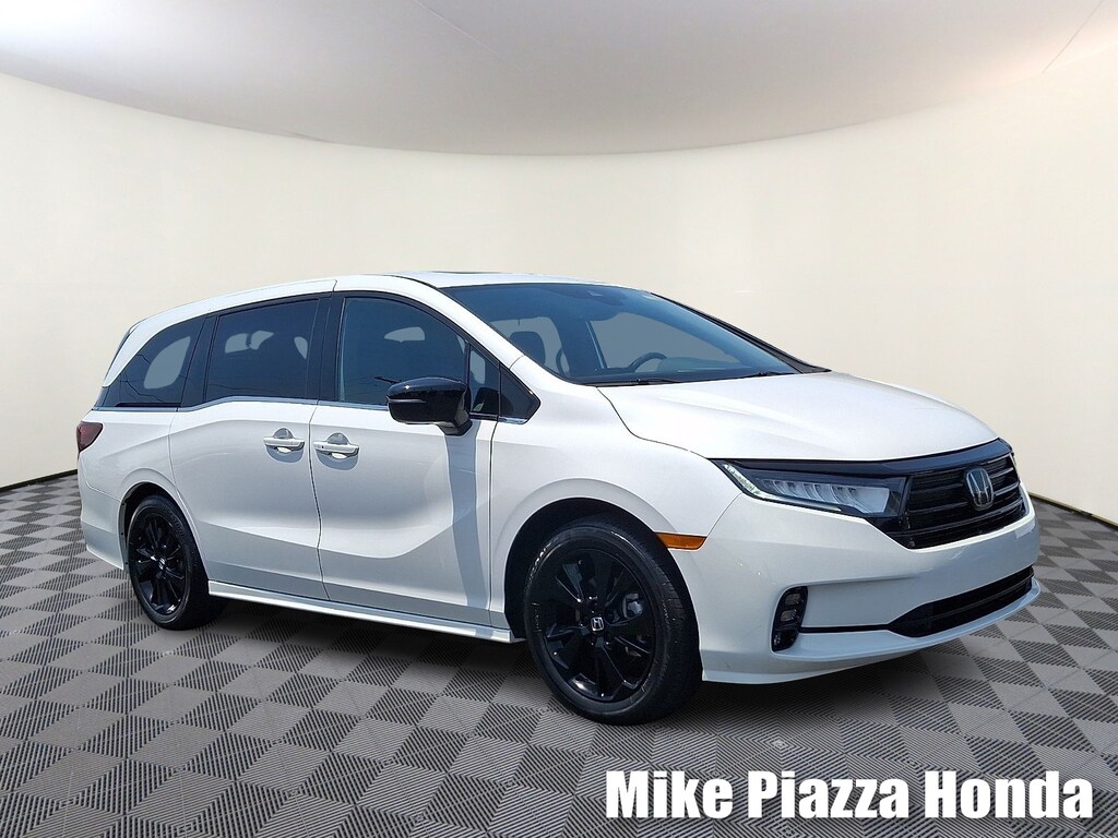 Certified 2024 Honda Odyssey Sport Passenger Van