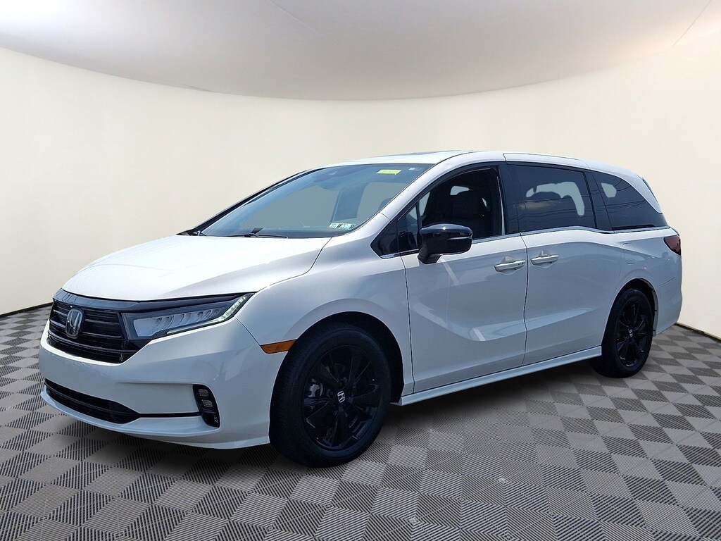 Certified 2024 Honda Odyssey Sport Passenger Van