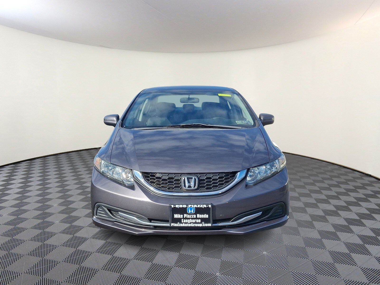 2015 Honda Civic SE photo 2