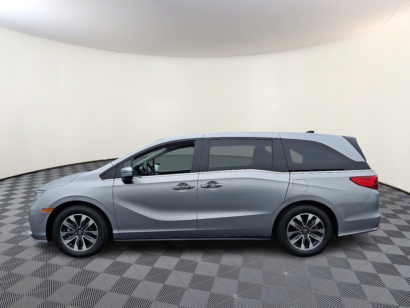 2023 Honda Odyssey EX-L photo 4