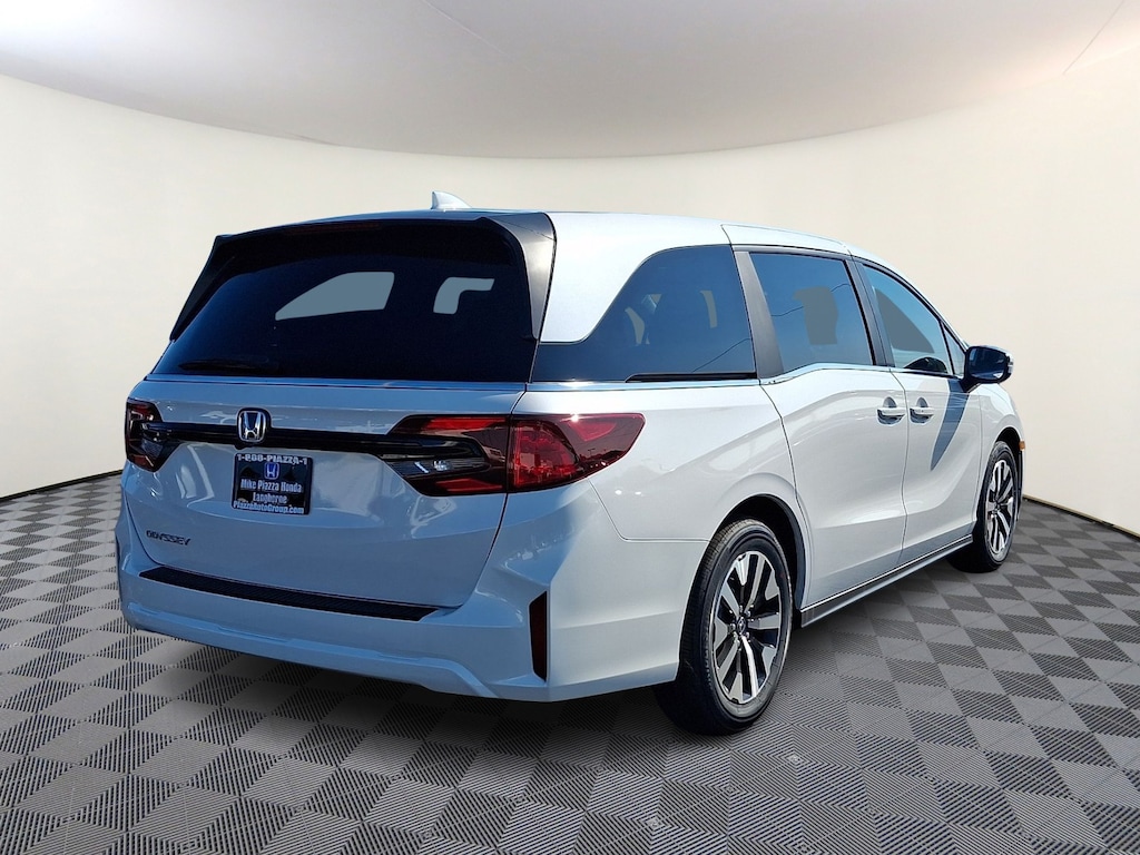 New 2026 Honda Odyssey EX-L Van Passenger