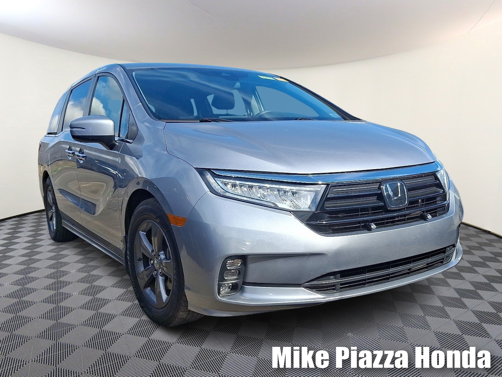 2022 Honda Odyssey Passenger Van 