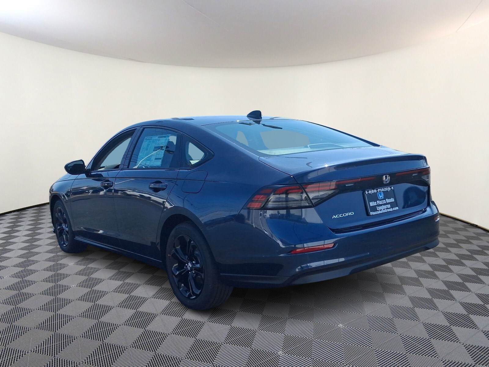 2025 Honda Accord SE photo 3