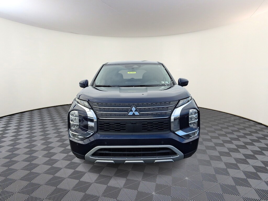 Used 2023 Mitsubishi Outlander Phev SE S-AWC Sport Utility