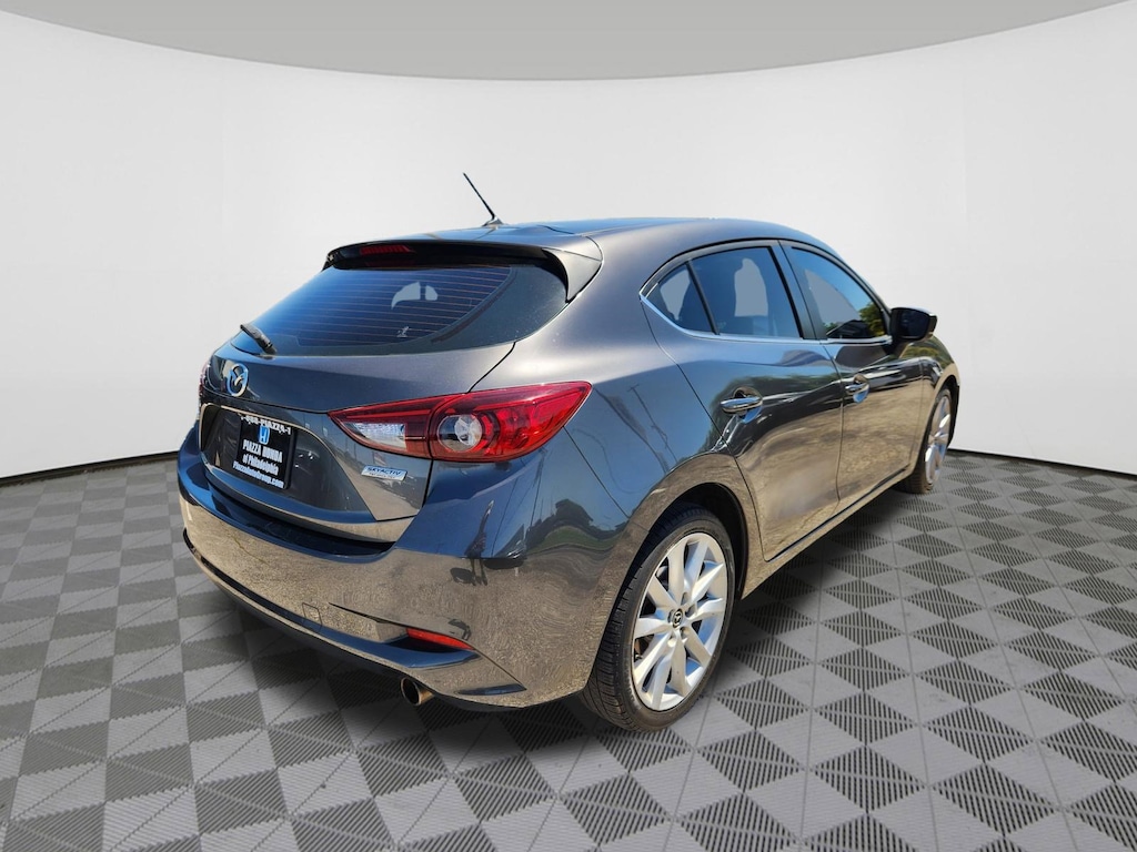 Used 2017 Mazda Mazda3 Touring Hatchback