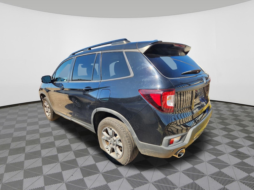Used 2023 Honda Passport TrailSport SUV