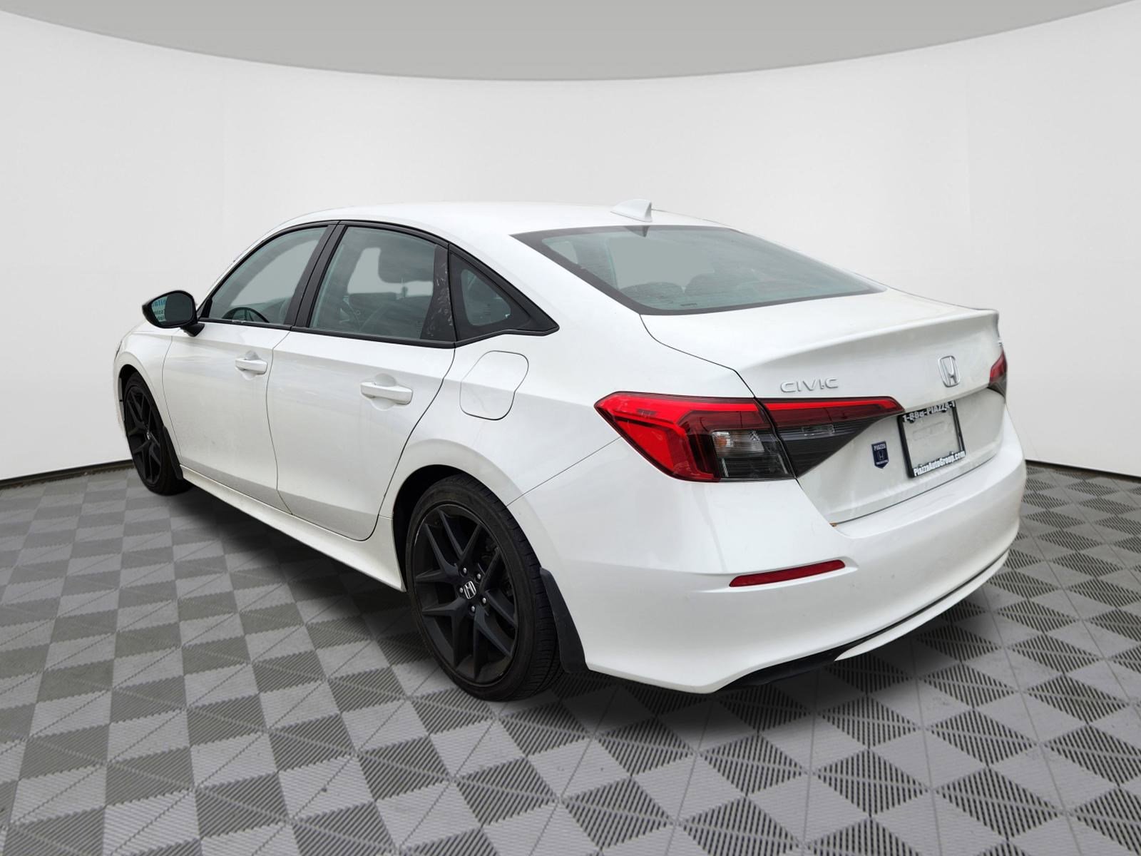 2022 Honda Civic Sport photo 3