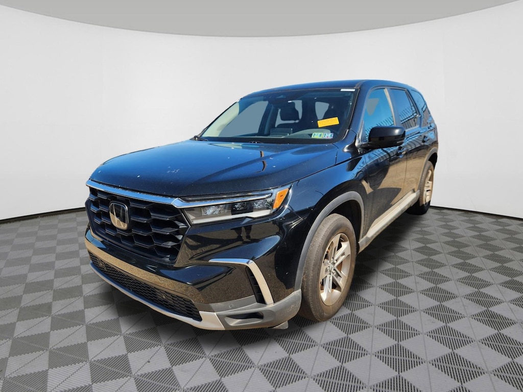 Certified 2023 Honda Pilot EX-L 8 Passenger SUV