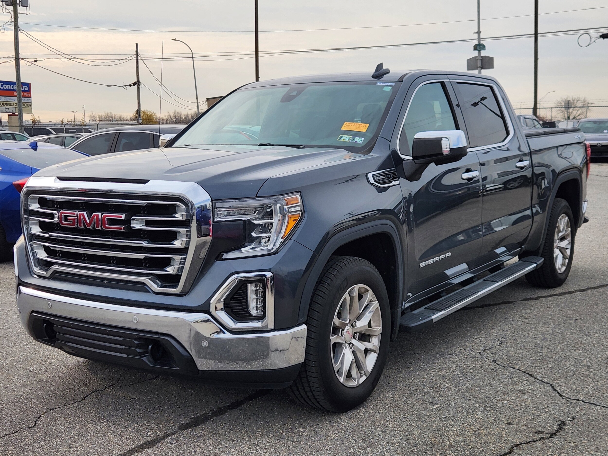 2019 Gmc Sierra 1500 SLT photo 2