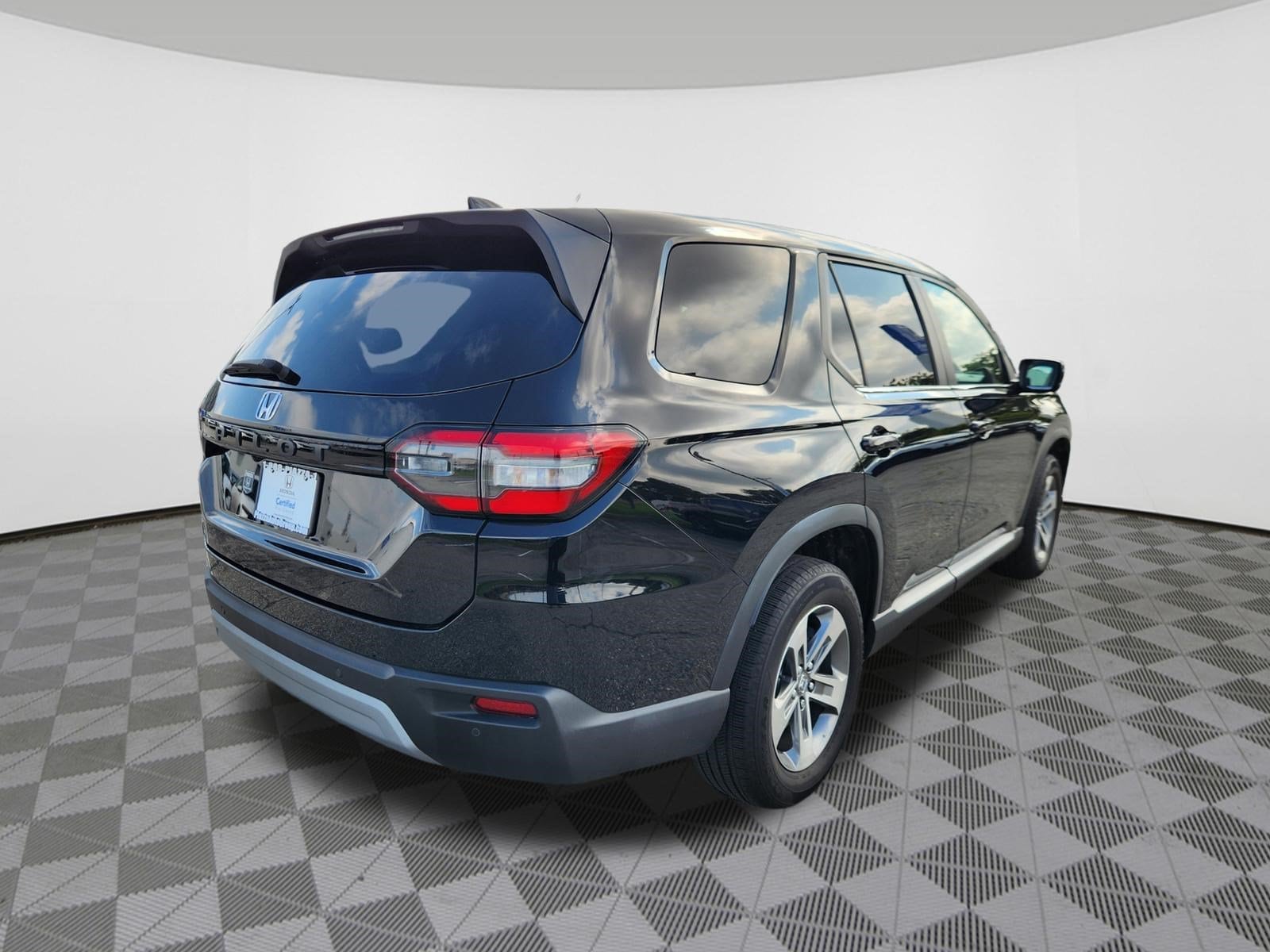 2023 Honda Pilot EX-L - Photo 4
