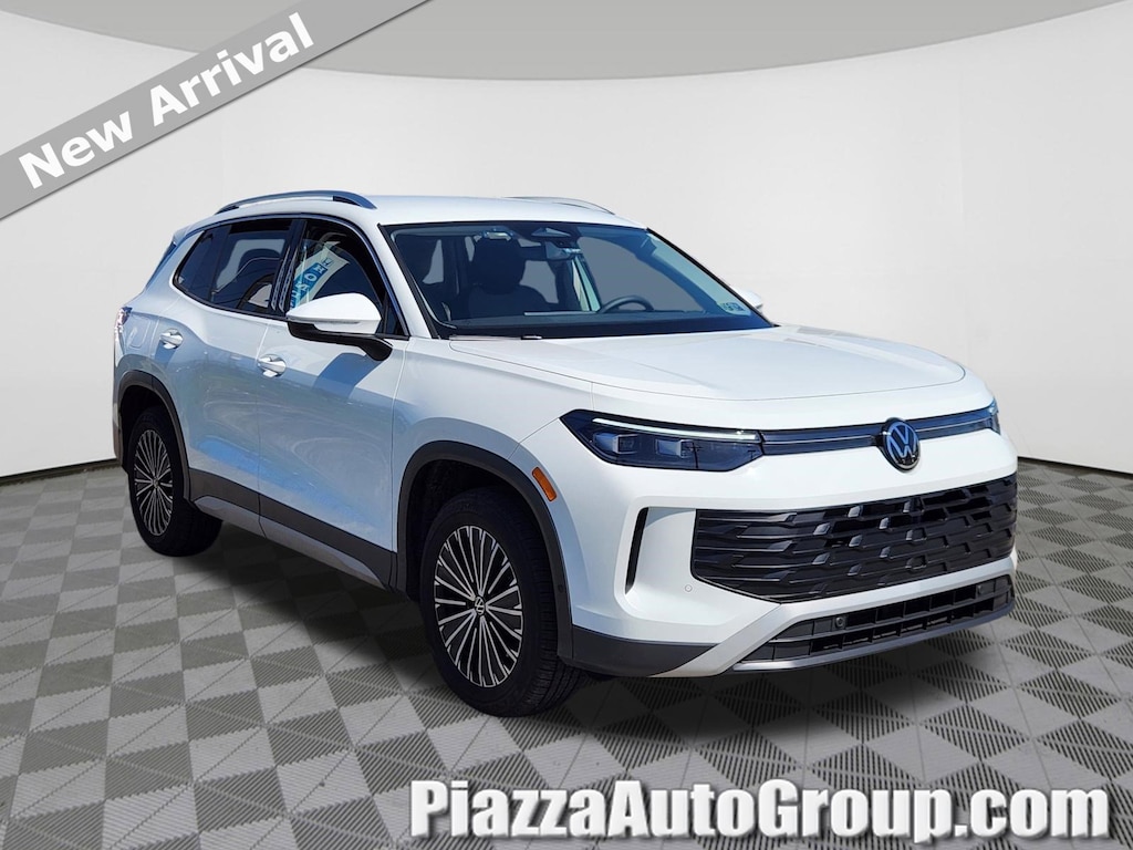 Used 2025 Volkswagen Tiguan S SUV