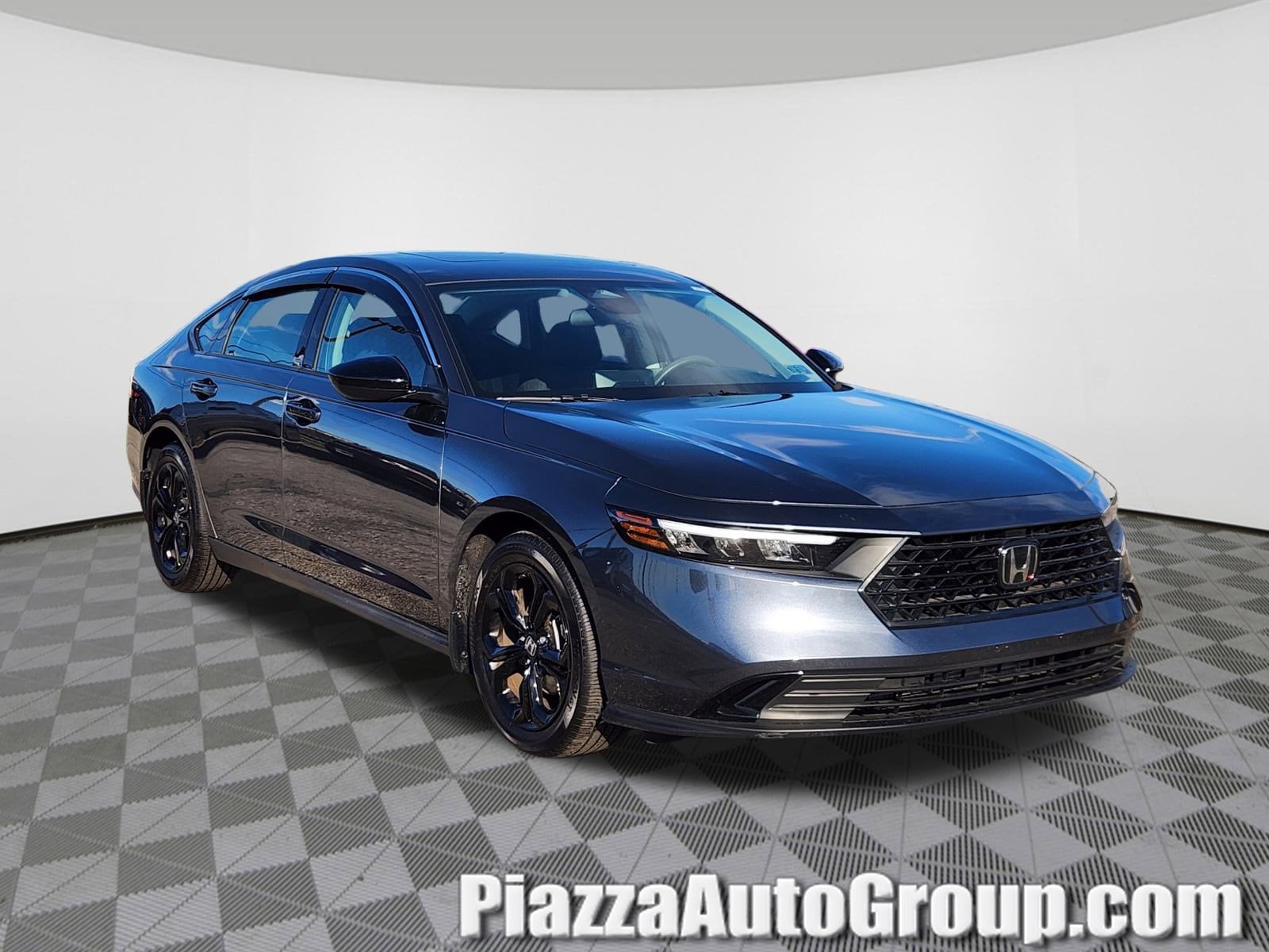 2025 Honda Accord SE's photo