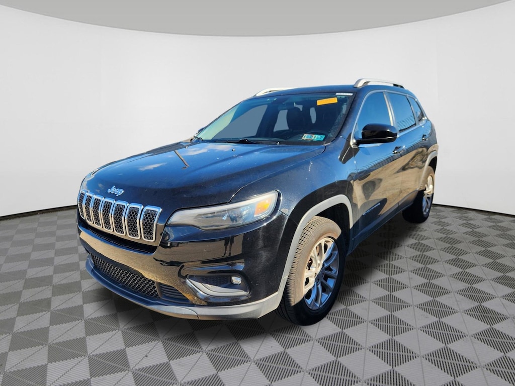 Used 2019 Jeep Cherokee Latitude Plus SUV