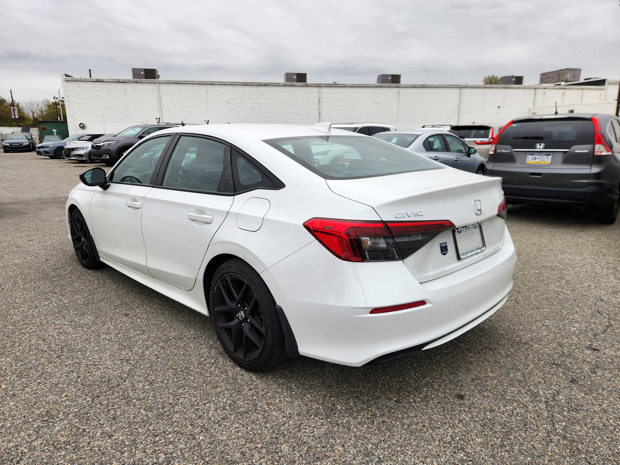 2022 Honda Civic Sport photo 3