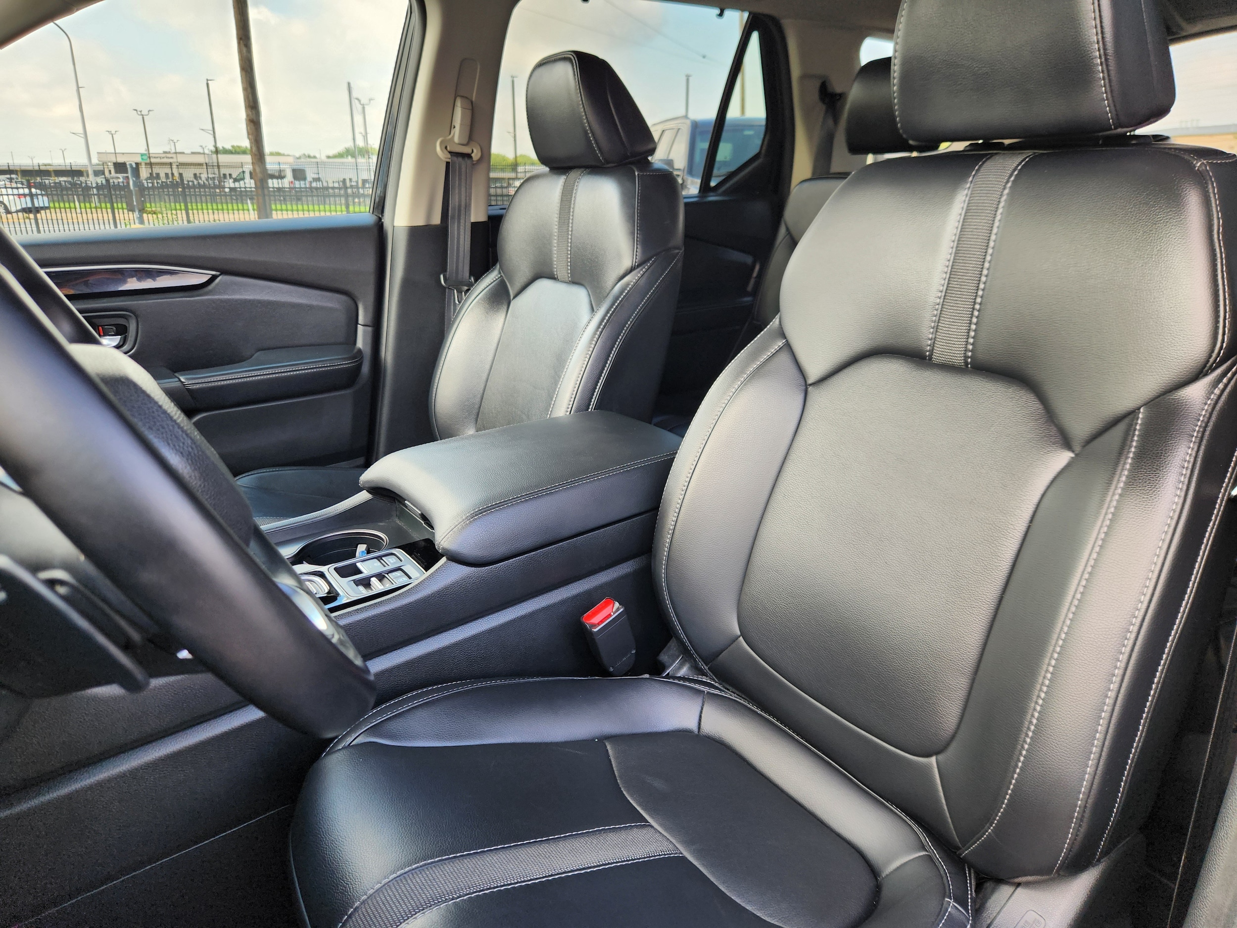 2023 Honda Pilot EX-L - Photo 7