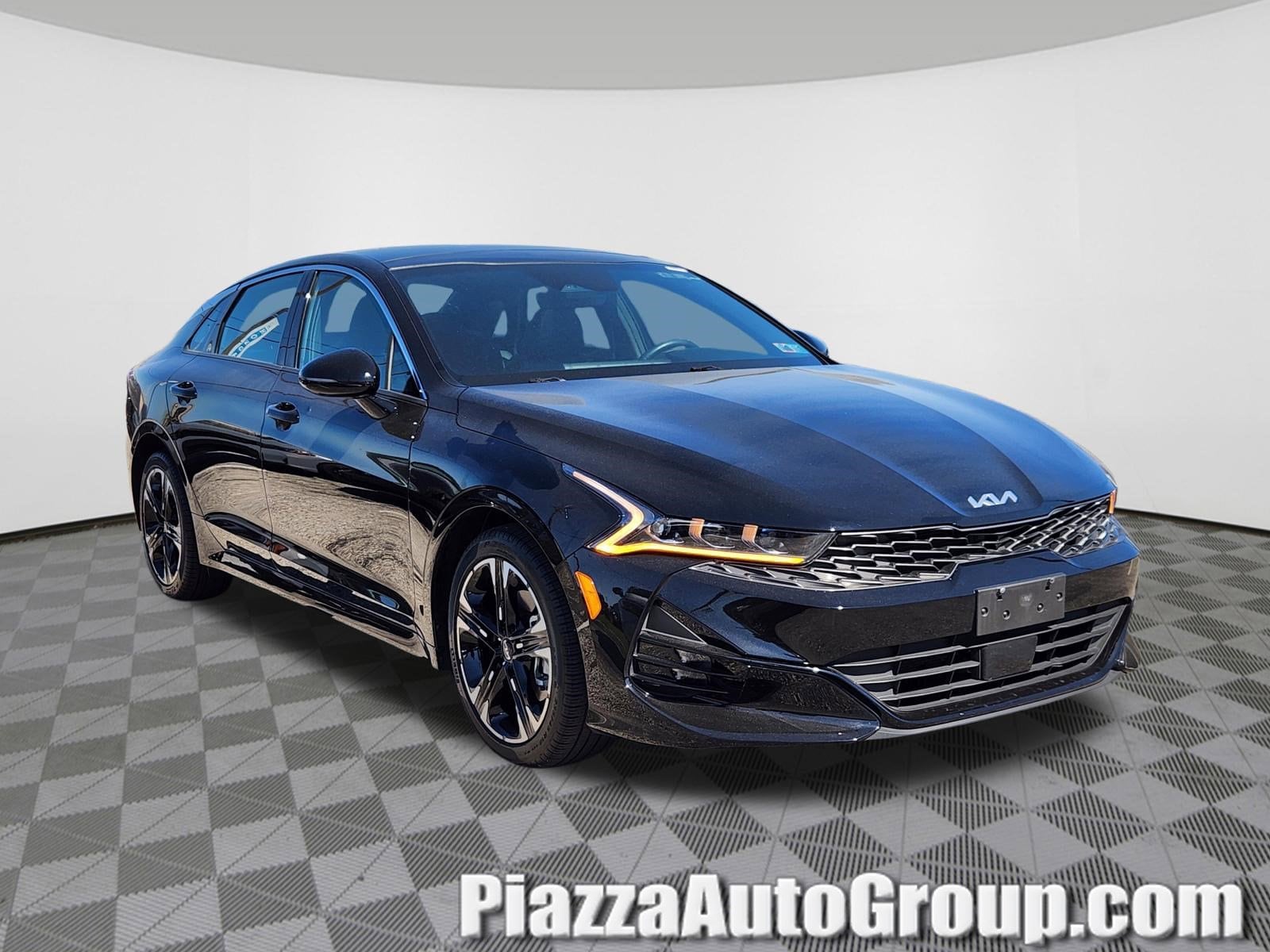2024 Kia Optima GT-Line FWD's photo