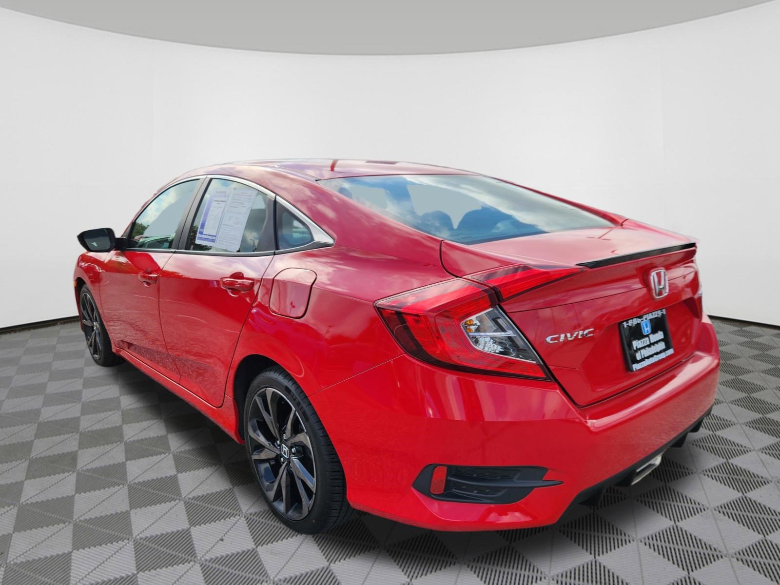 2019 Honda Civic Sport photo 3