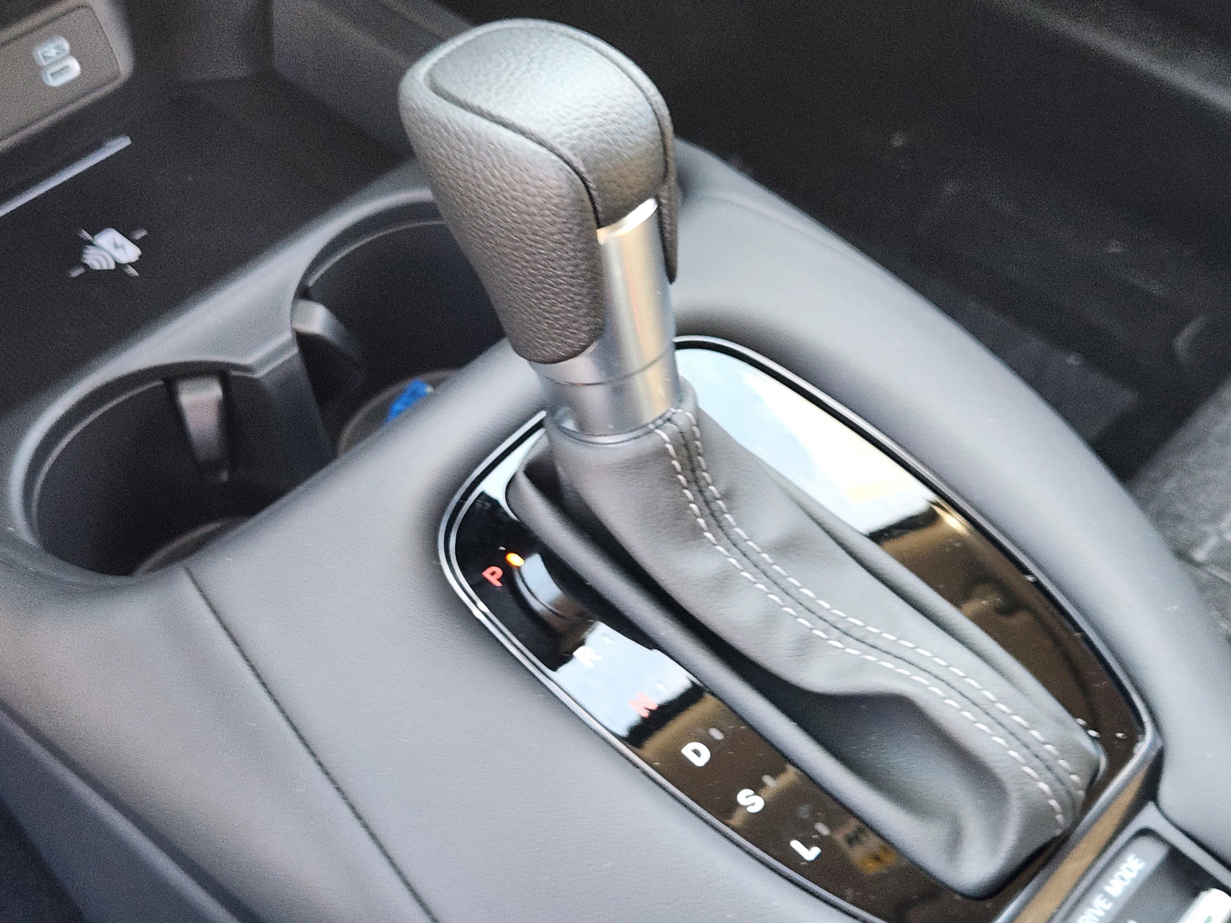 2026 Honda HR-V LX - Photo 13