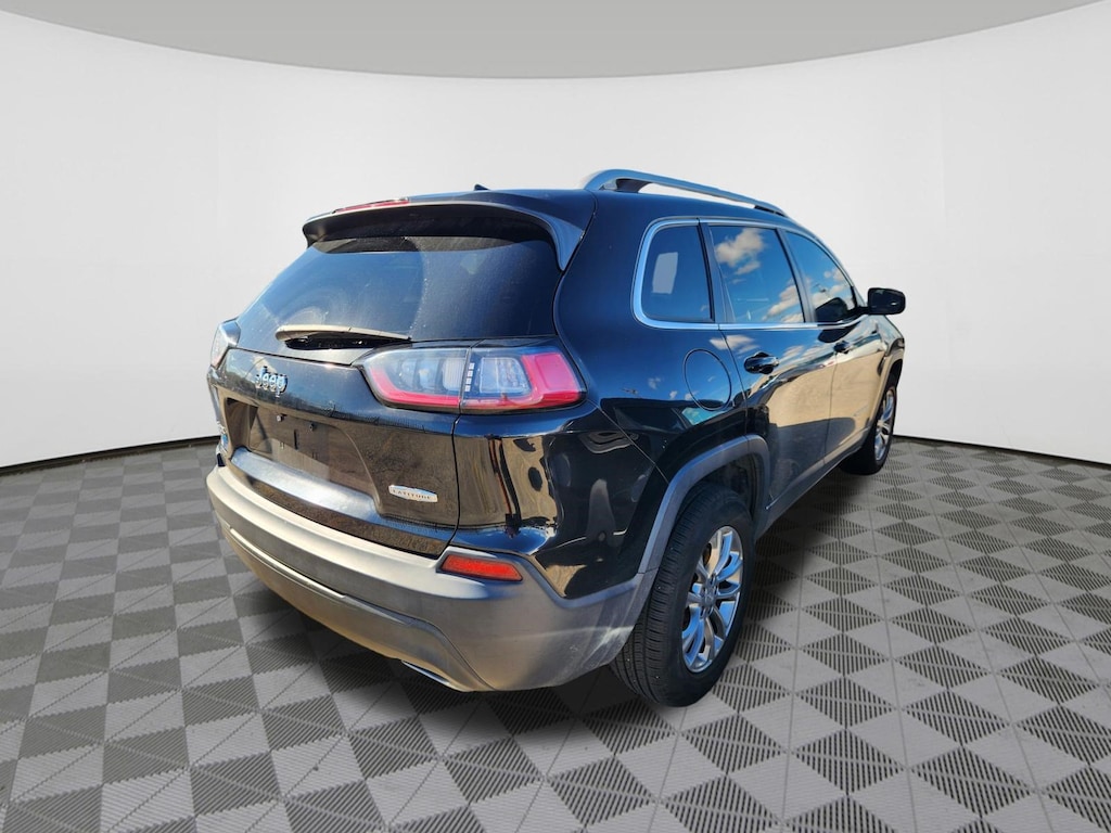 Used 2019 Jeep Cherokee Latitude Plus SUV