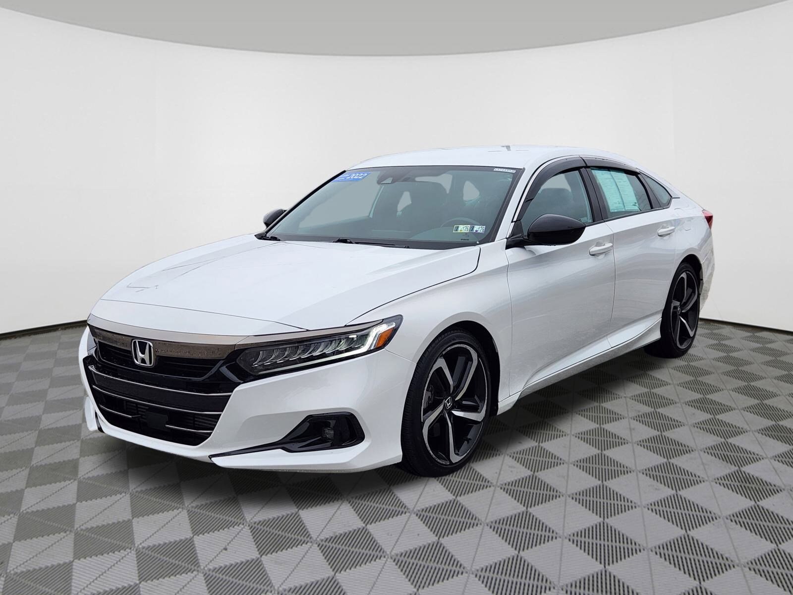 2022 Honda Accord Sport photo 2