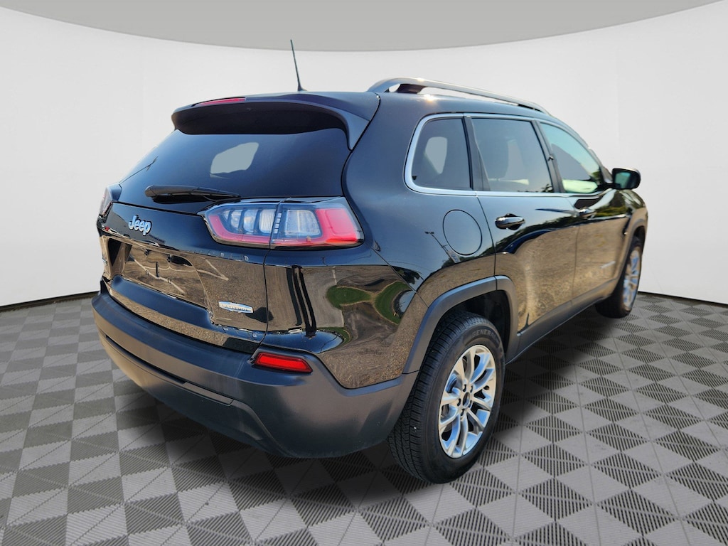 Used 2019 Jeep Cherokee Latitude Plus SUV