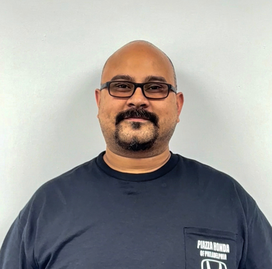 Staff member Jesse Bautista from dbe3b13178cb