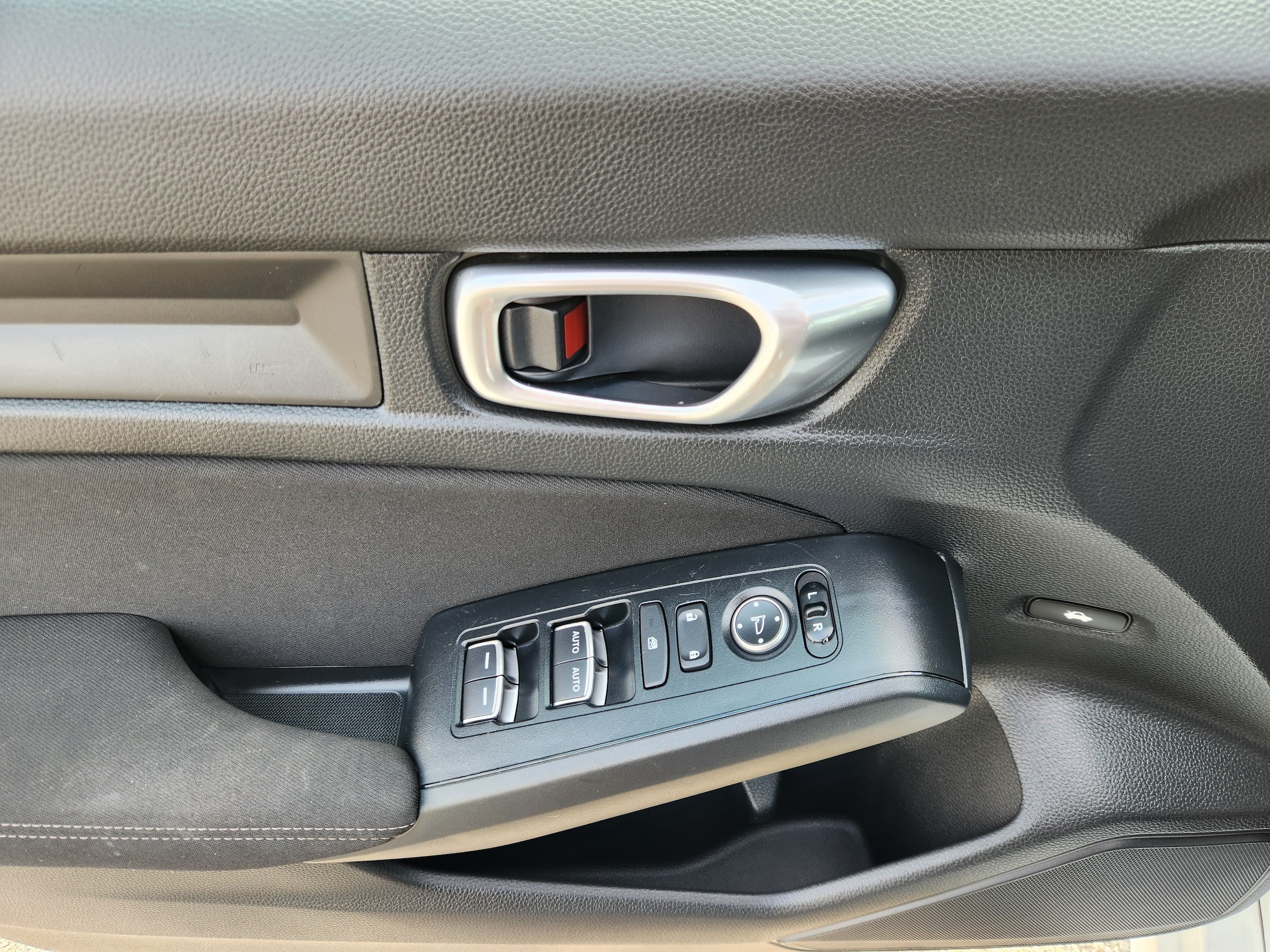 2024 Honda Civic Sport - Photo 16