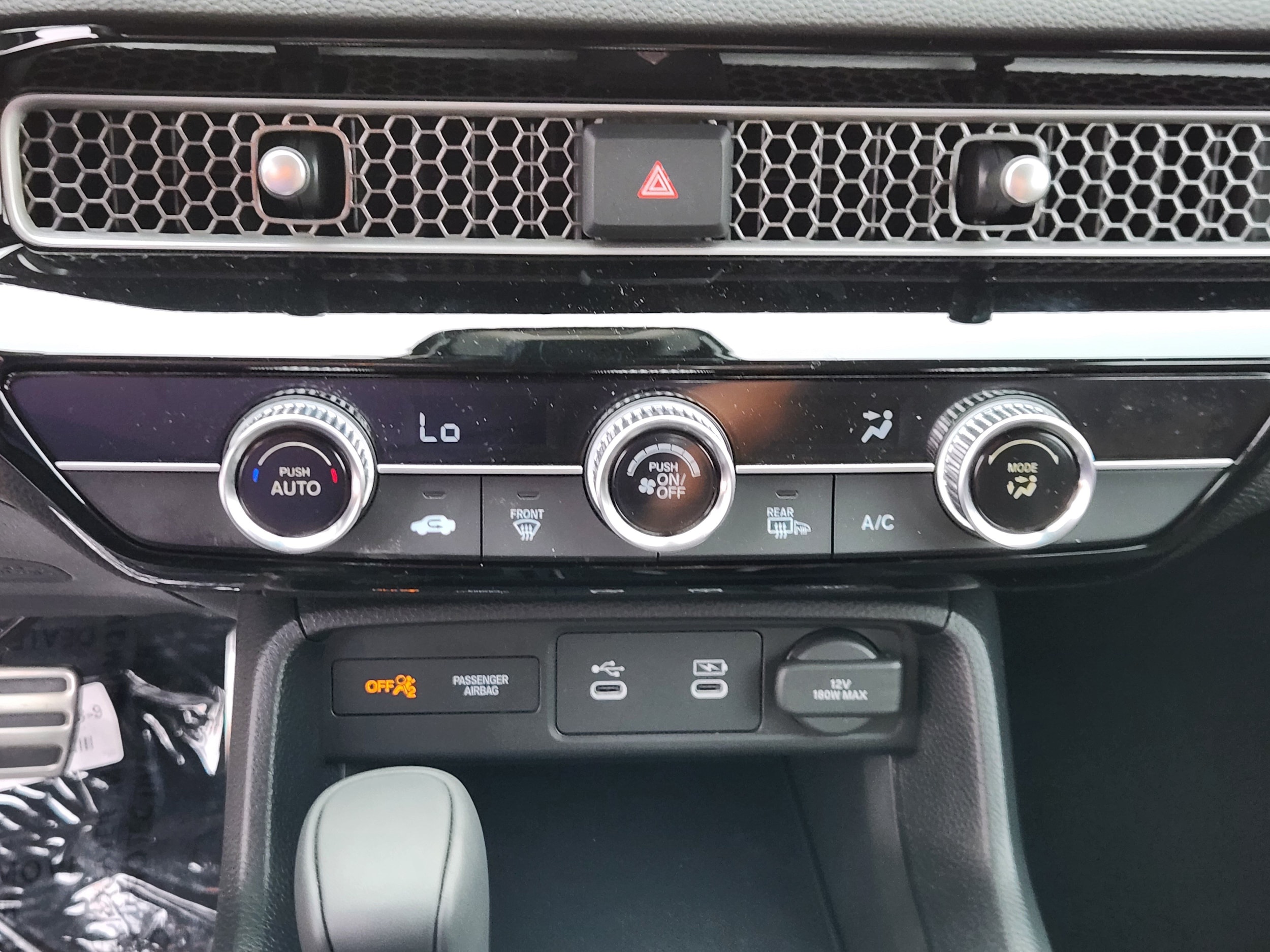 2026 Honda Civic Hatchback Sport - Photo 12