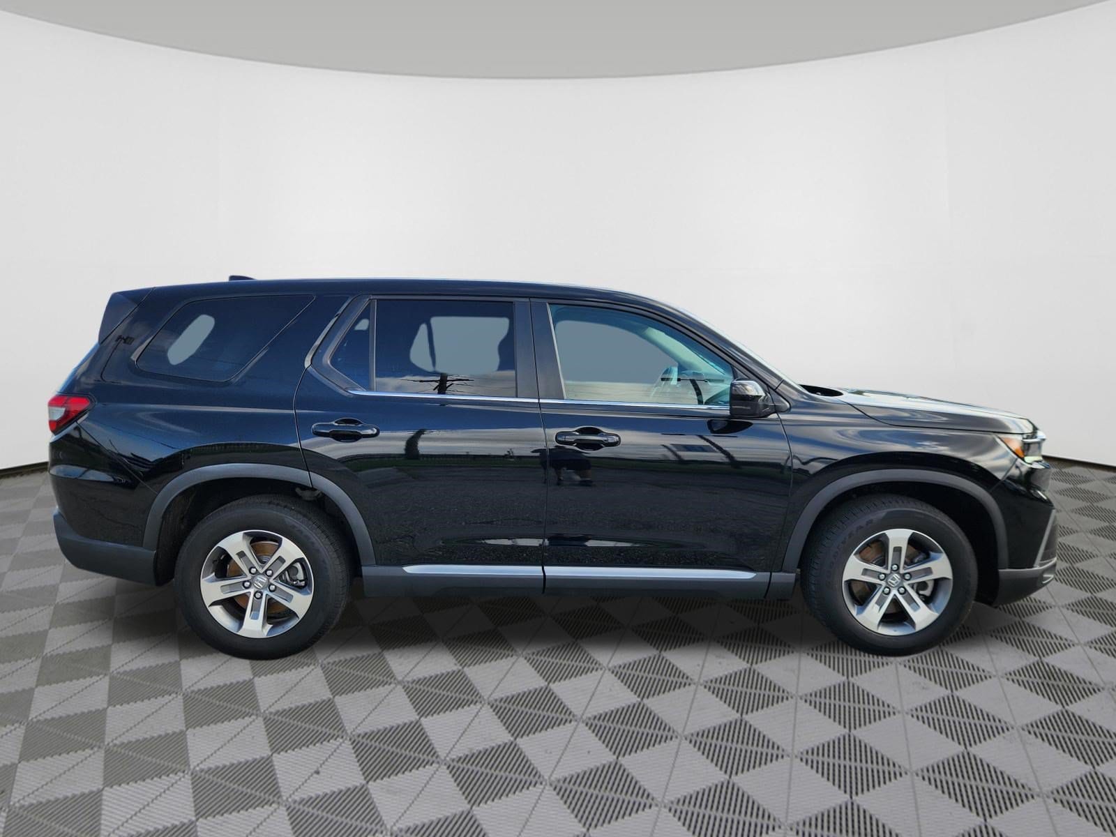 2023 Honda Pilot EX-L - Photo 6