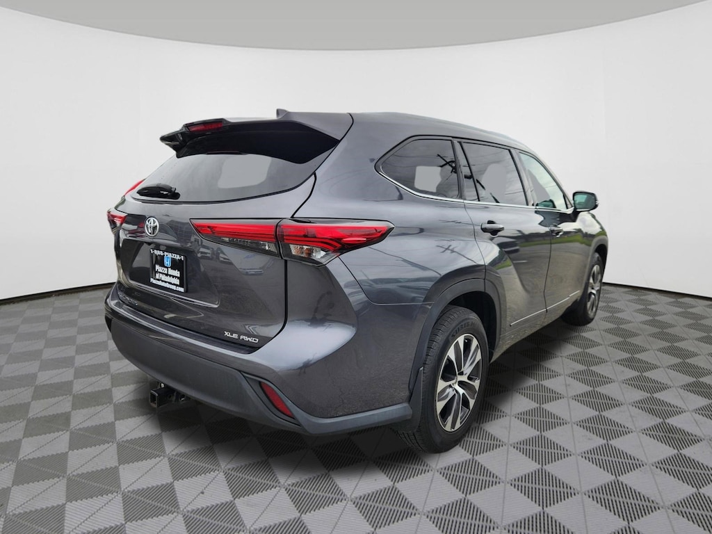 Used 2020 Toyota Highlander XLE SUV