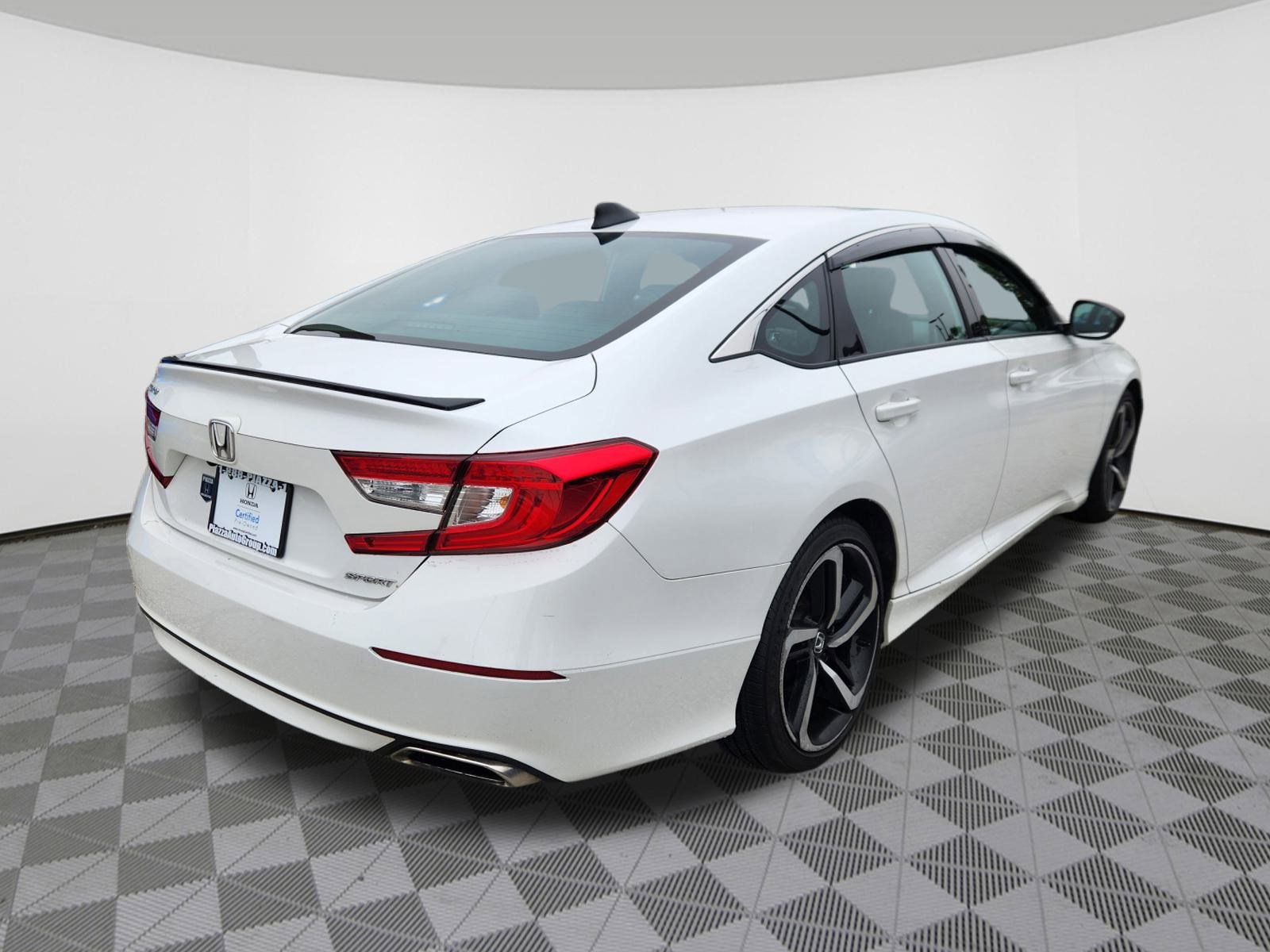 2022 Honda Accord Sport photo 4