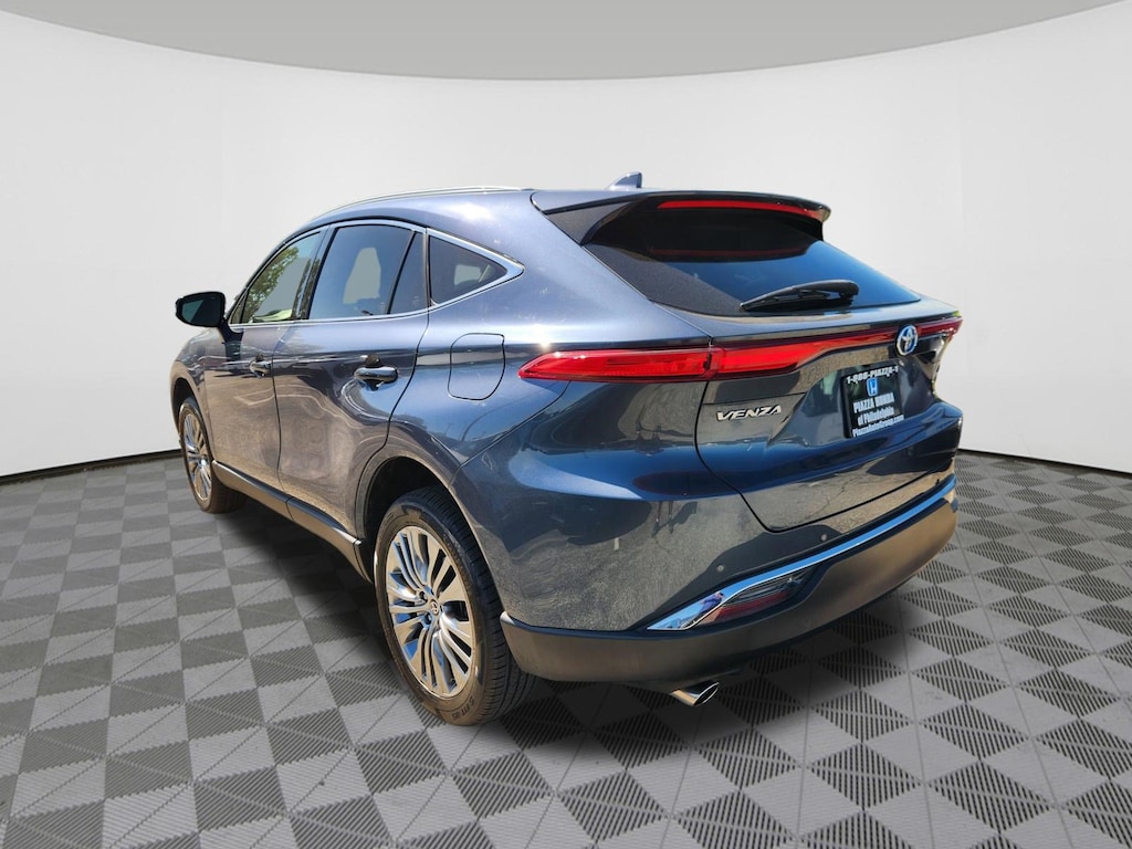 Used 2022 Toyota Venza SUV
