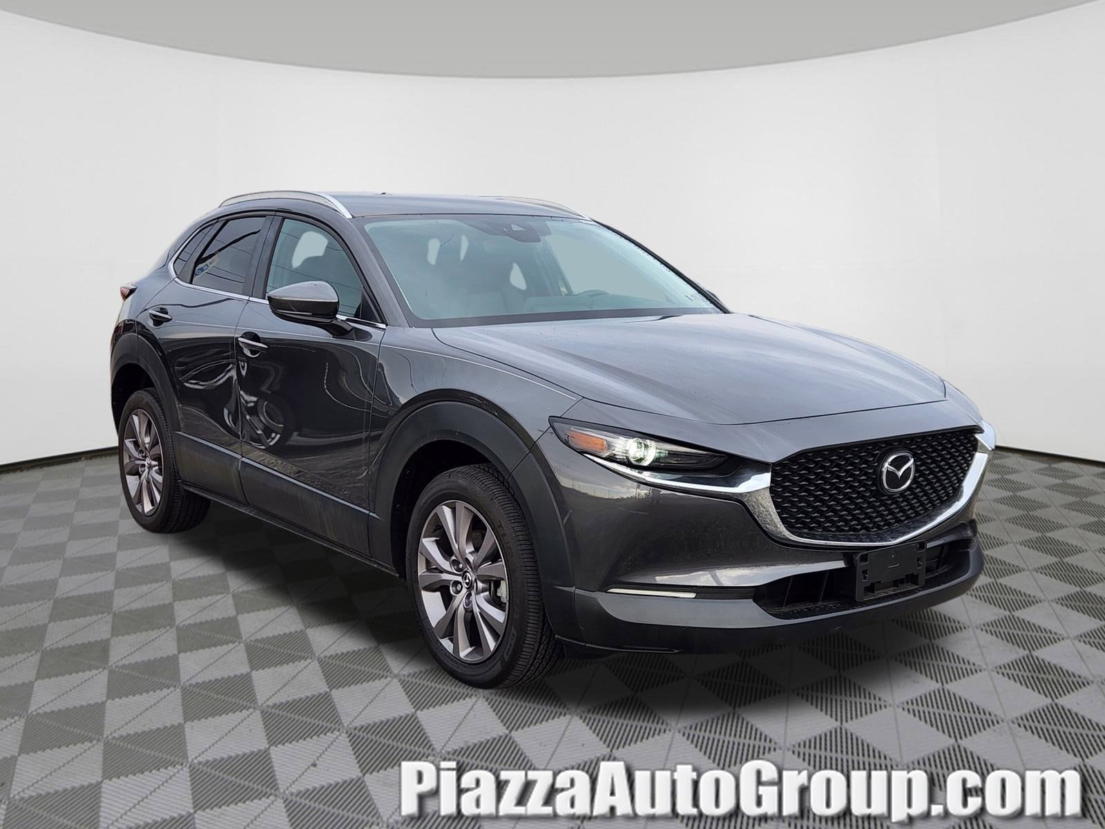 2023 Mazda CX-30 Select's photo