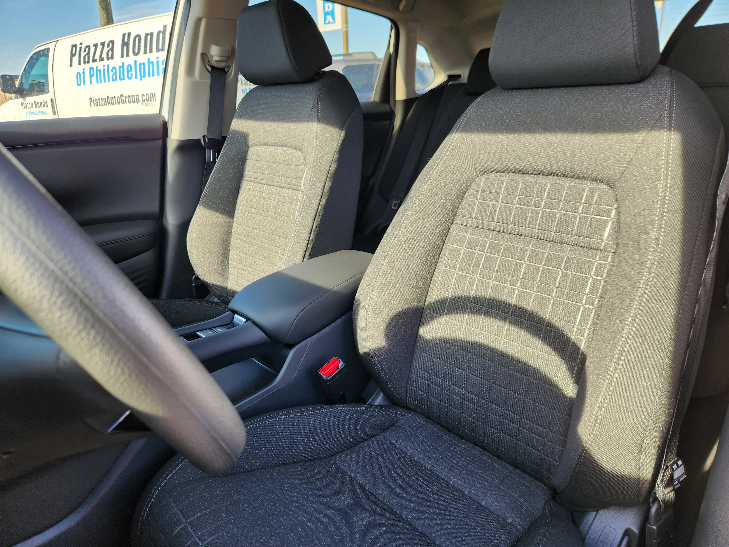 2026 Honda HR-V LX - Photo 8