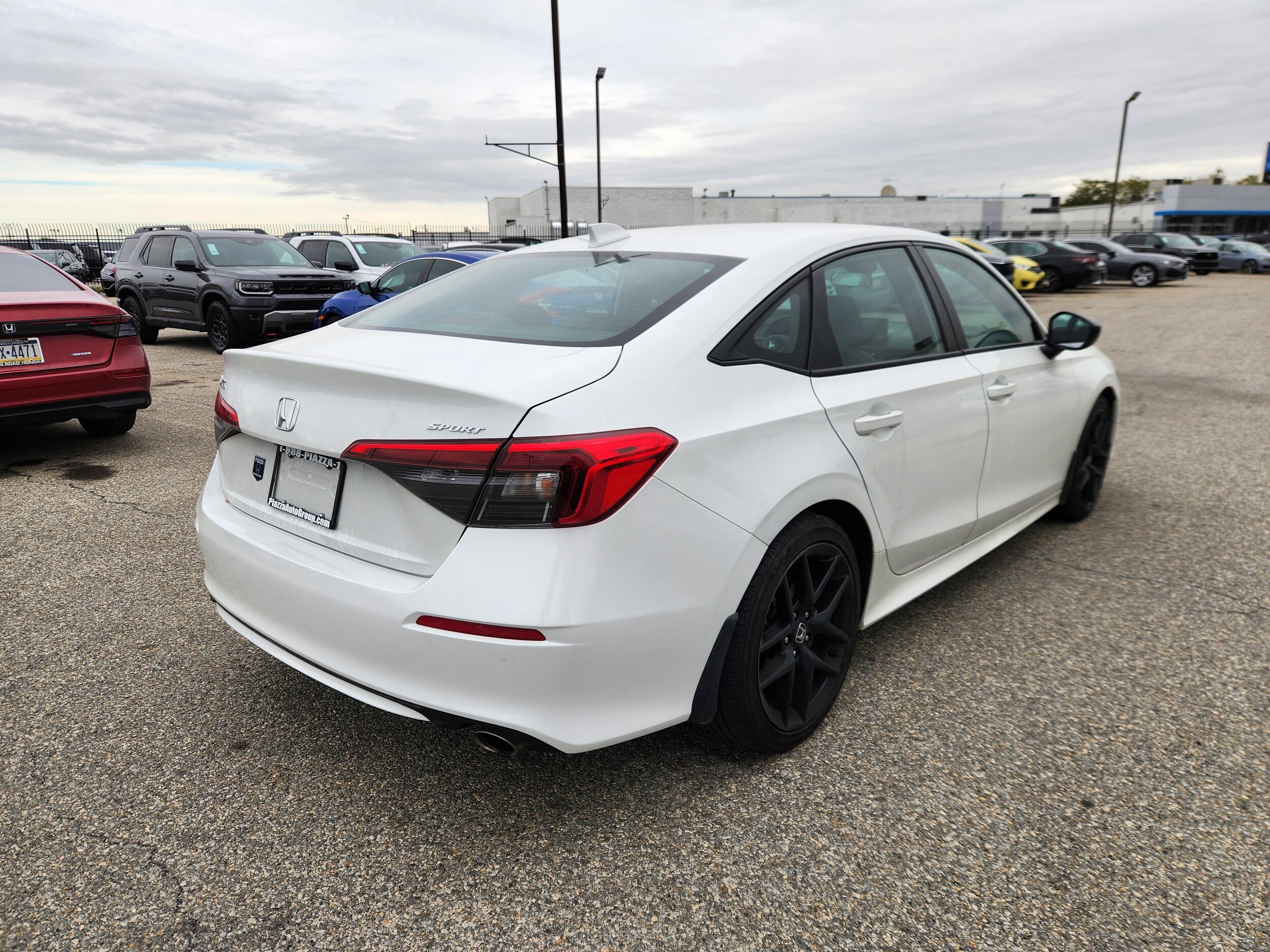 2022 Honda Civic Sport photo 4